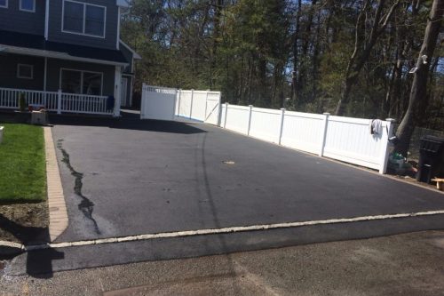 Asphalt driveways 14